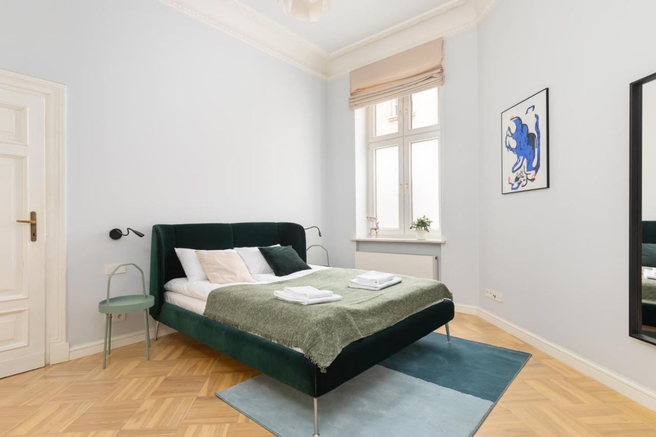 Marszalkowska 58 - Classy Two Bedroom Apartment With Balcony By Noclegi Renters Warschau Buitenkant foto
