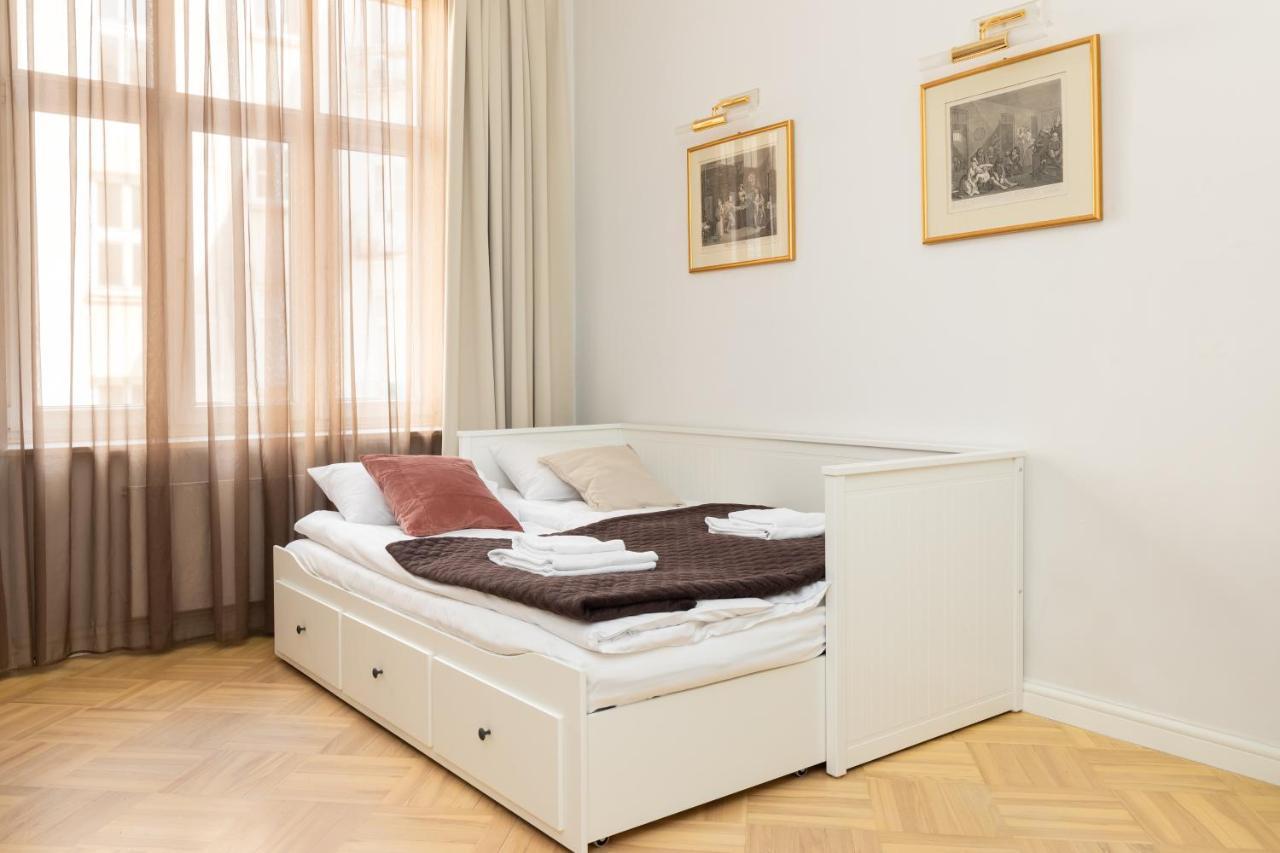 Marszalkowska 58 - Classy Two Bedroom Apartment With Balcony By Noclegi Renters Warschau Buitenkant foto